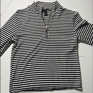Striped long sleeve shirt with cool ziper